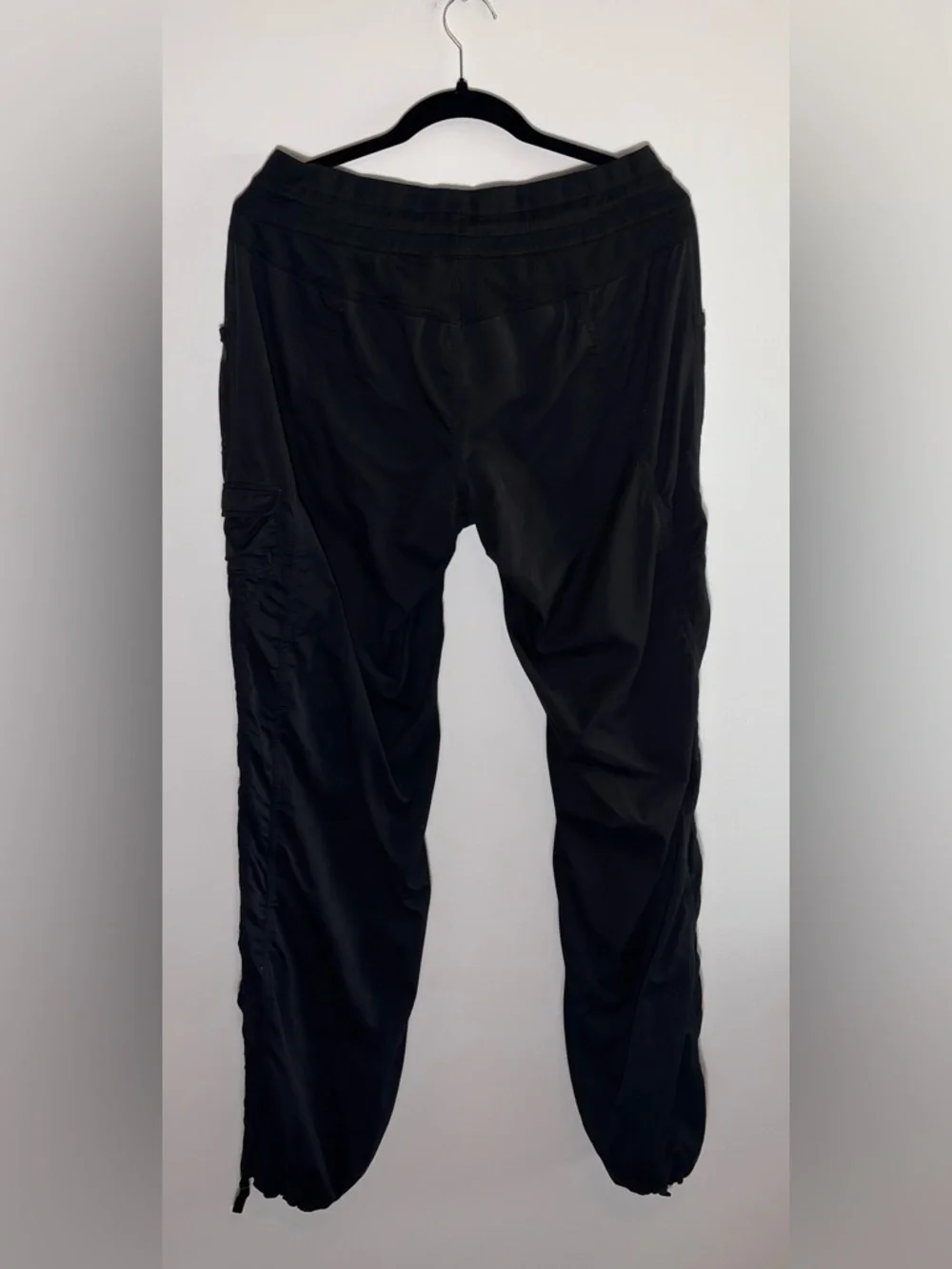 The North Face Aphrodite Motion Ruched Jogger Pants – Black Size Large women’s - Picture 2 of 7
